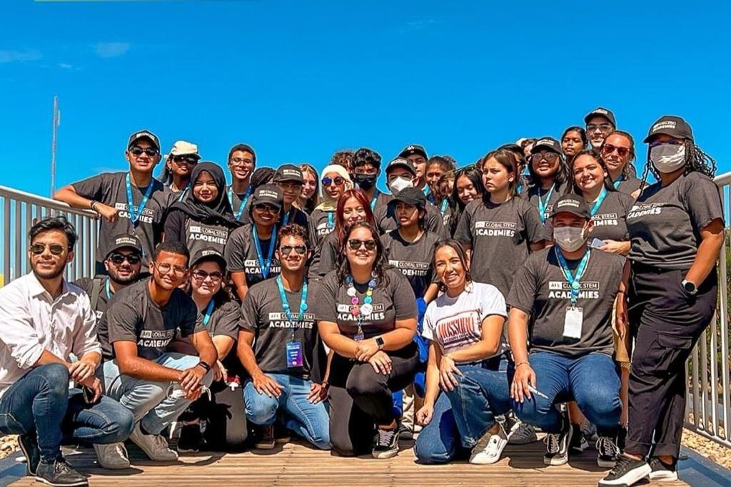 Bolsa de Intercâmbio STEM AFS Global 2026 Programa Totalmente Financiado para Jovens