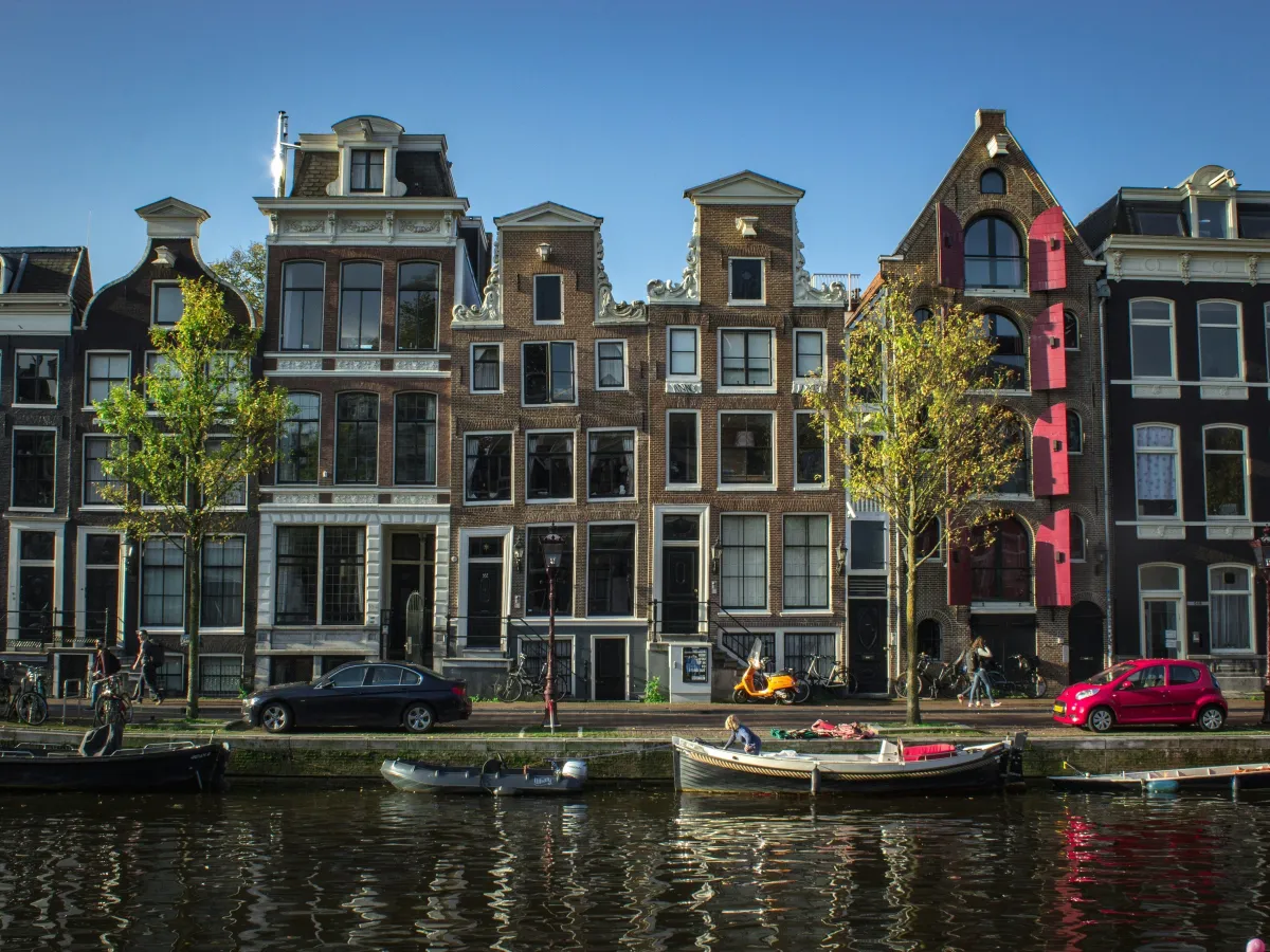 Bolsas de Estudo na Holanda 2026 (Graduação e Mestrado)